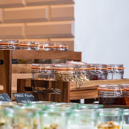 Tirana Marriott Hotel Kültér fotó