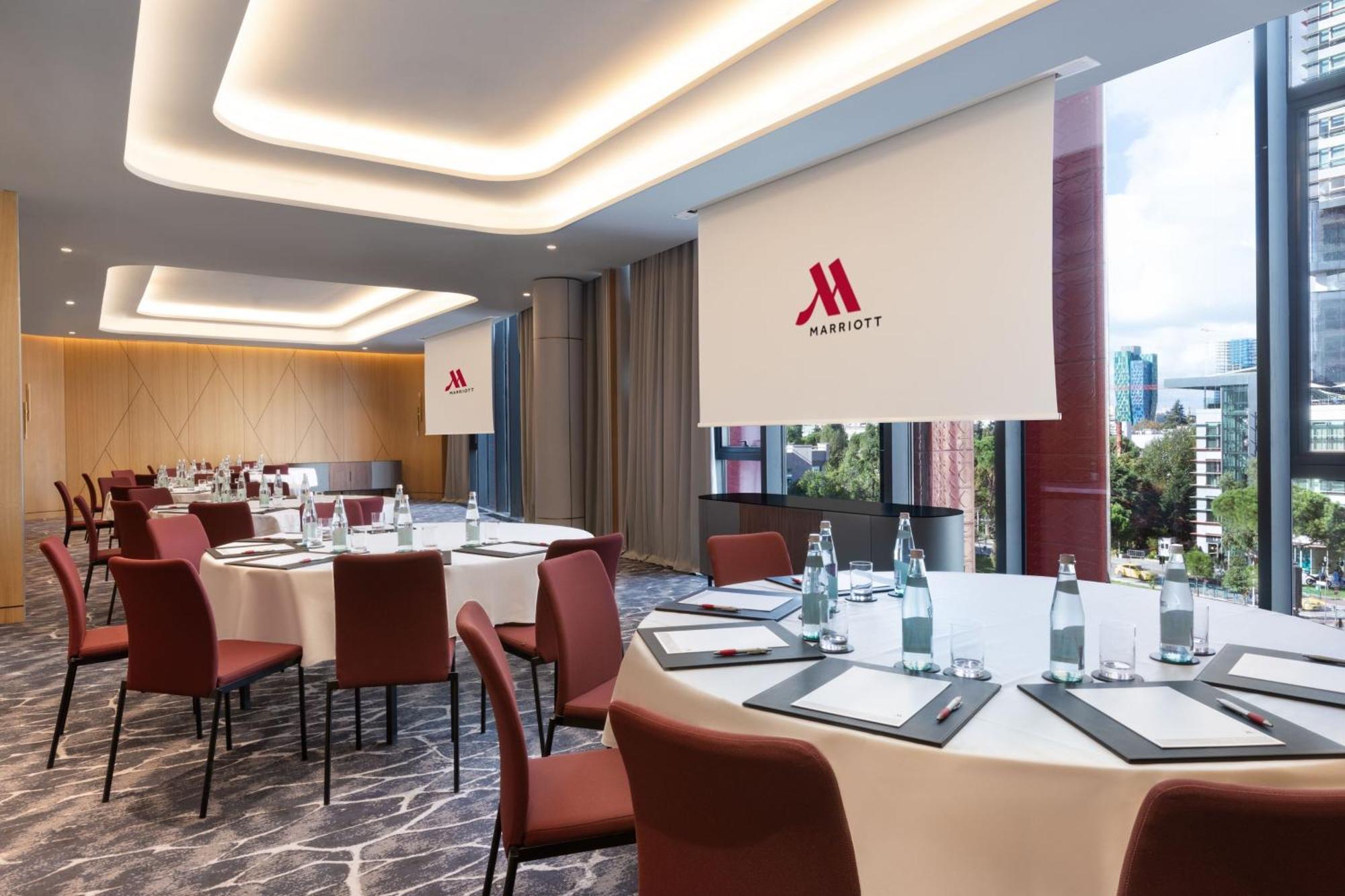 Tirana Marriott Hotel Kültér fotó