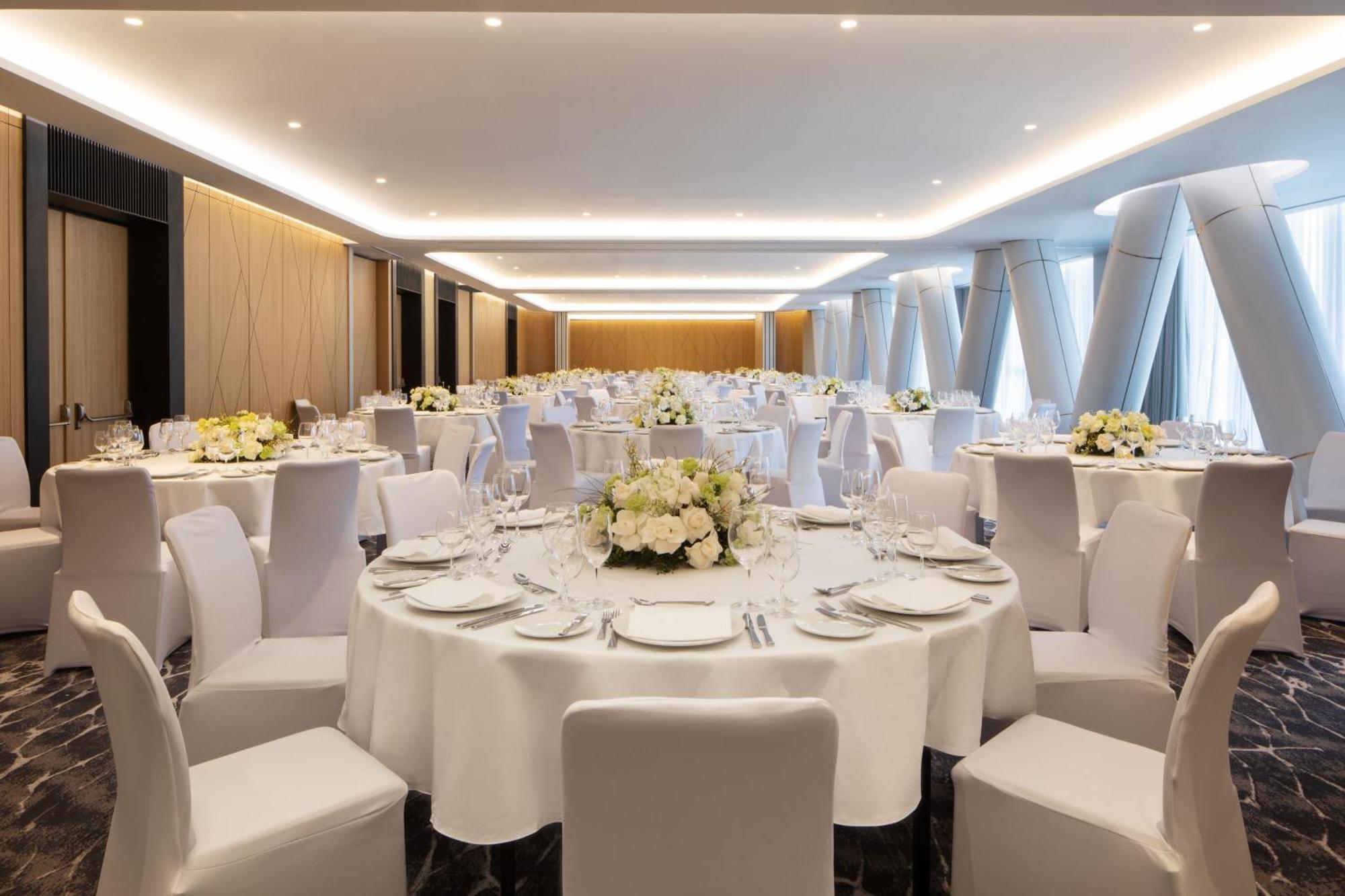 Tirana Marriott Hotel Kültér fotó